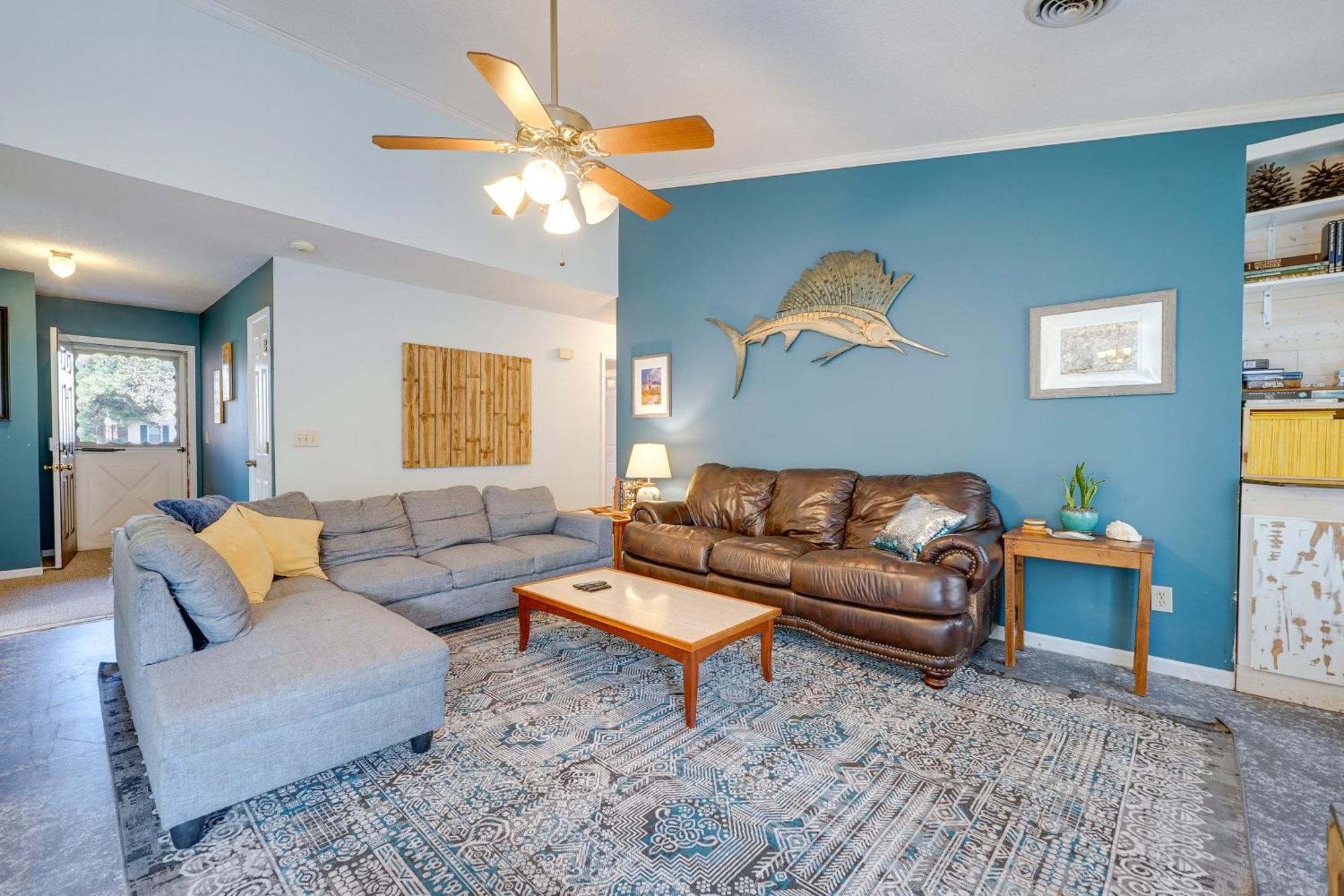 Pet-Friendly Wilmington Home With Fenced Yard! 외부 사진